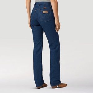 Wrangler High-waist 100% Cotton Cowboy Cut Jeans